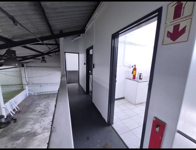 2,838M² WAREHOUSE TO LET IN PAARDEN EILAND
